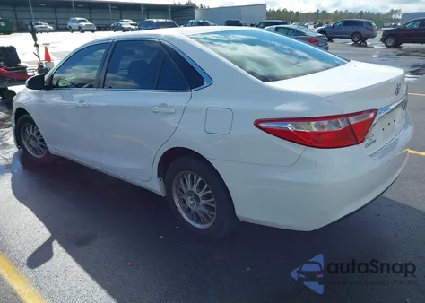 2015 Toyota Camry Le из США, поврежденный, VIN 4T1BF1FK2FU881402